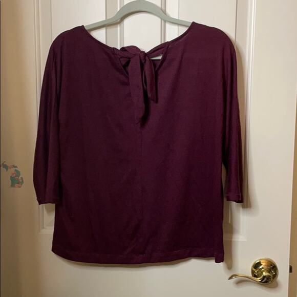 Ann Taylor Loft maroon blouse 3/4 cutout back XS - Picture 2 of 4